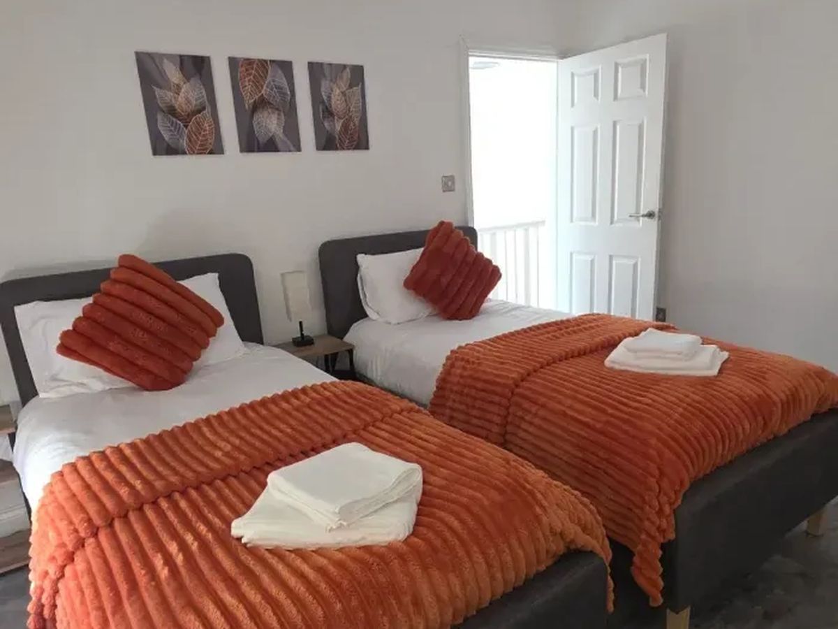 Airbnb and short-let cleaning